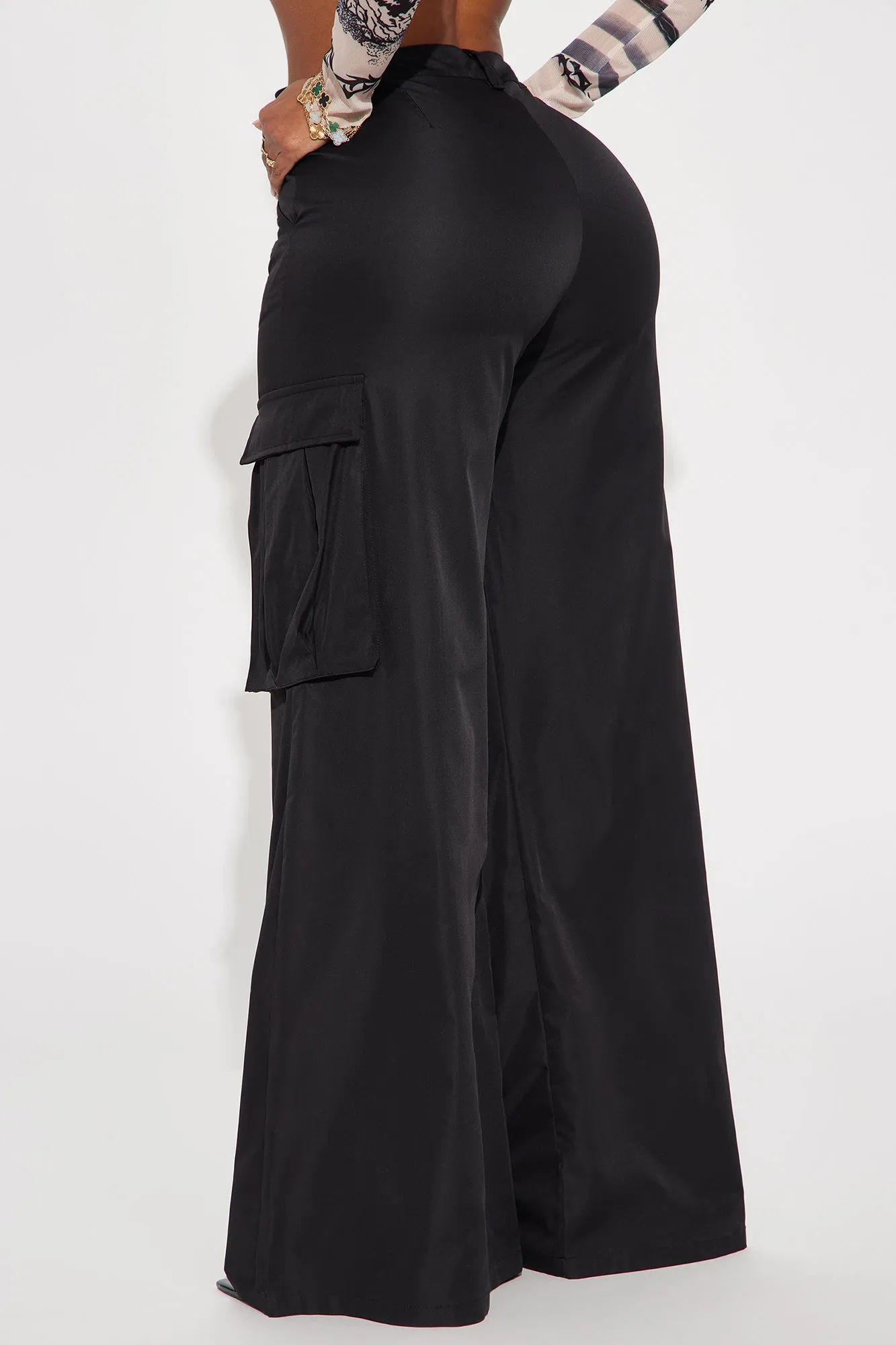 Annabelle Windbreaker Cargo Pant - Black