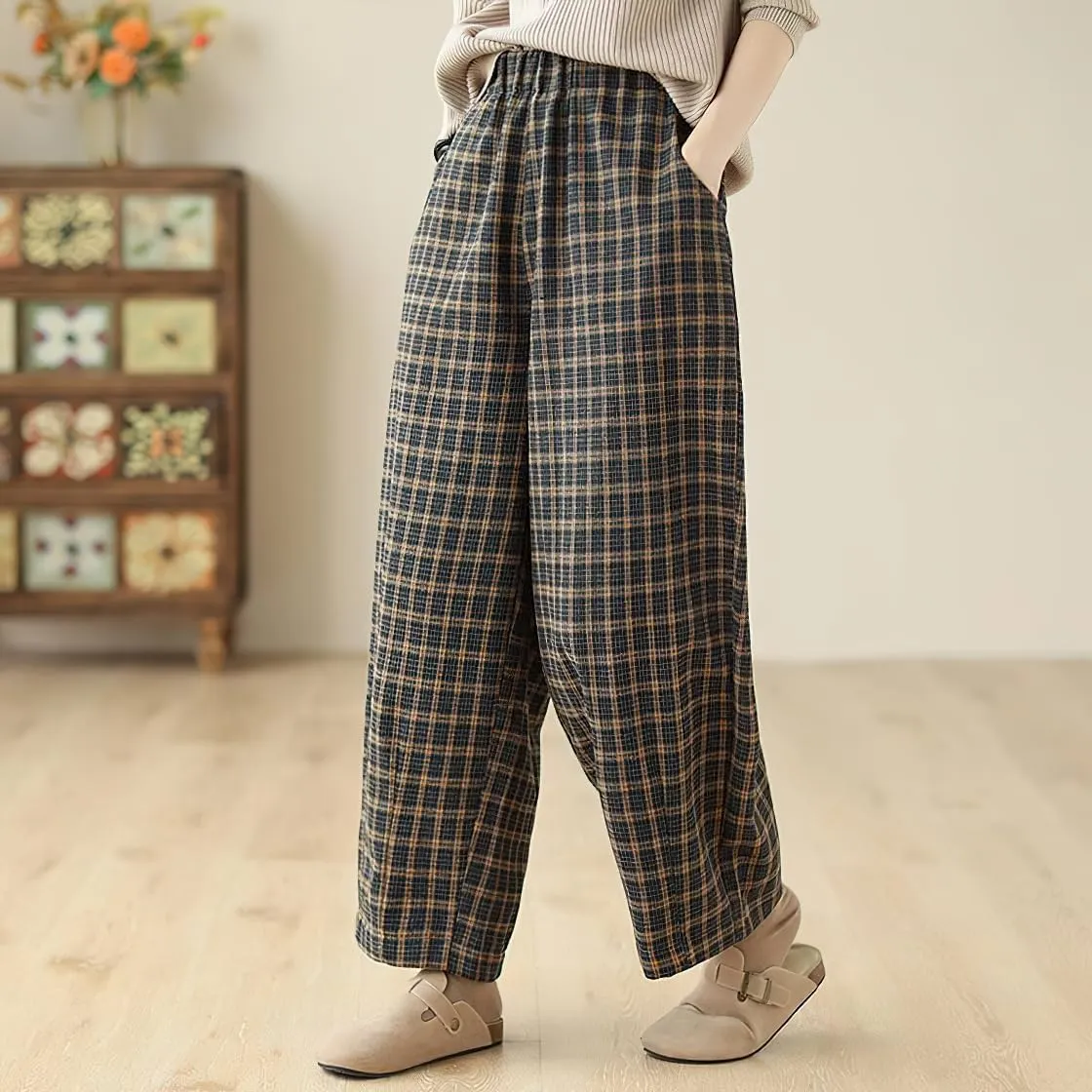chouyatou Women's Winter Plaid Wool Blend Pant Fleece Lined Harem Pant Elastic High Waist Wide Leg Trouser