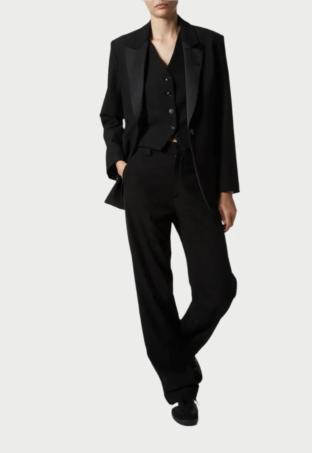 Dylan Tuxedo Jacket in Black