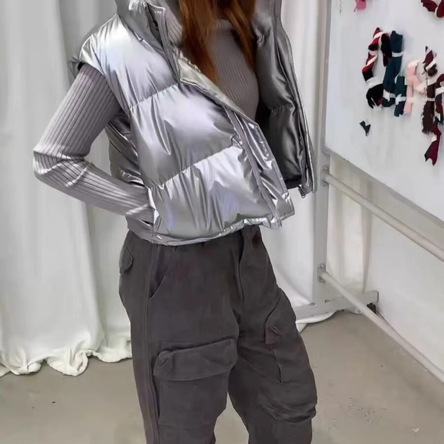 FindThy Womens Cropped Puffer Vest Shiny Metallic Stand Collar Sleeveless Winter Quilted Down Jacket Coat with Pockets