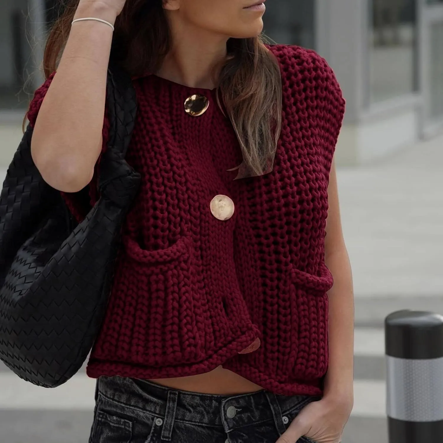 FindThy Womens Cropped Sweater Vest Cute Crewneck Button Down Sleeveless Crop Knit Cardigan with Pocket