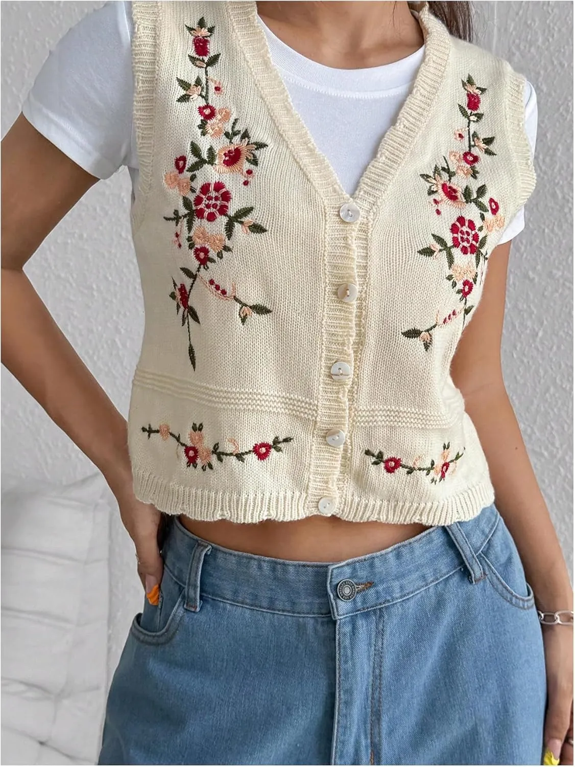GORGLITTER Women's Flower Embroidery Vintage Sweater Vest Sleeveless Western Country Concert Cardigan Tops