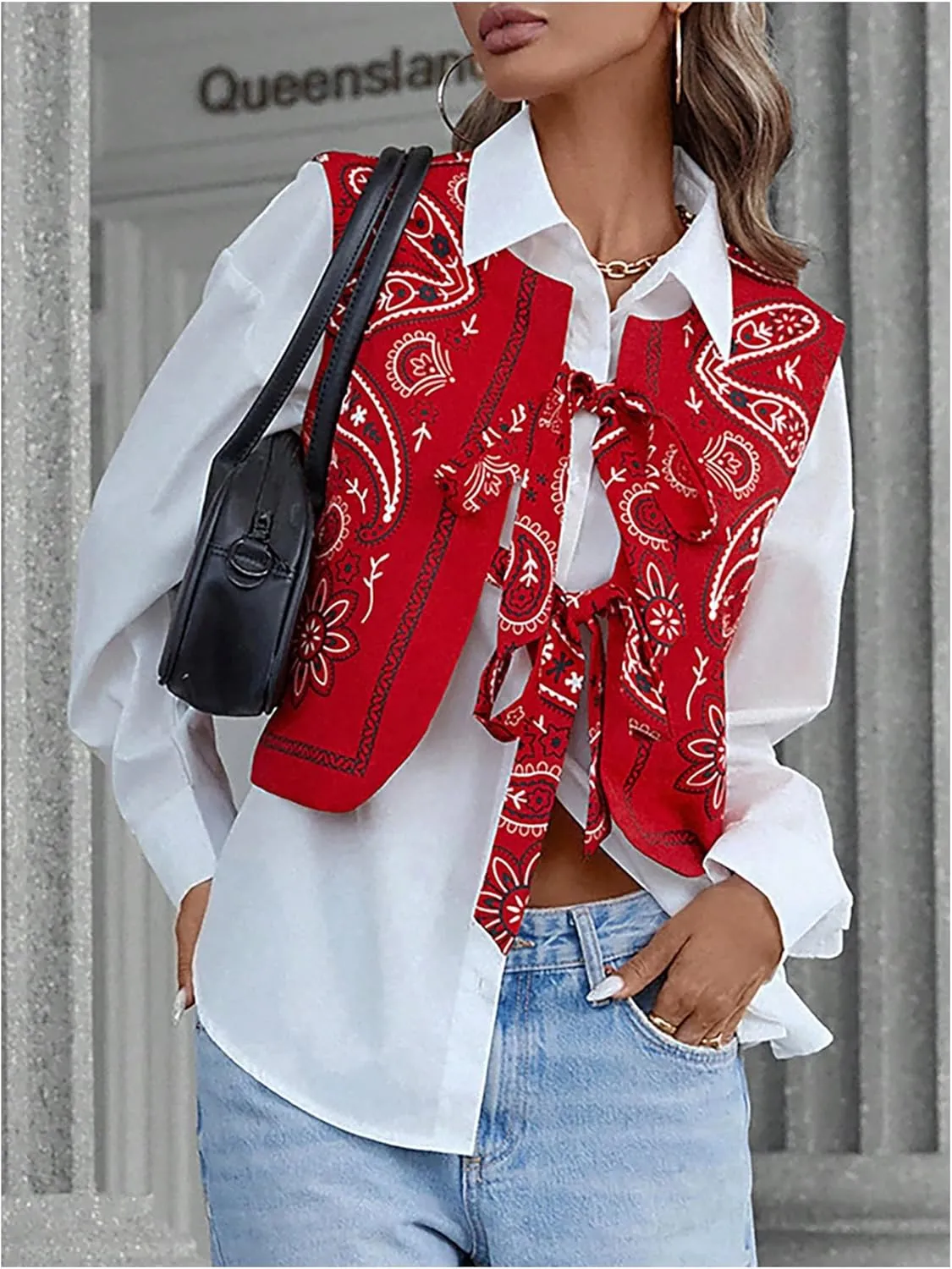 MakeMeChic Women's Paisley Print Tie Front Vest Sleeveless Cropped Boho Waistcoat Tank Top