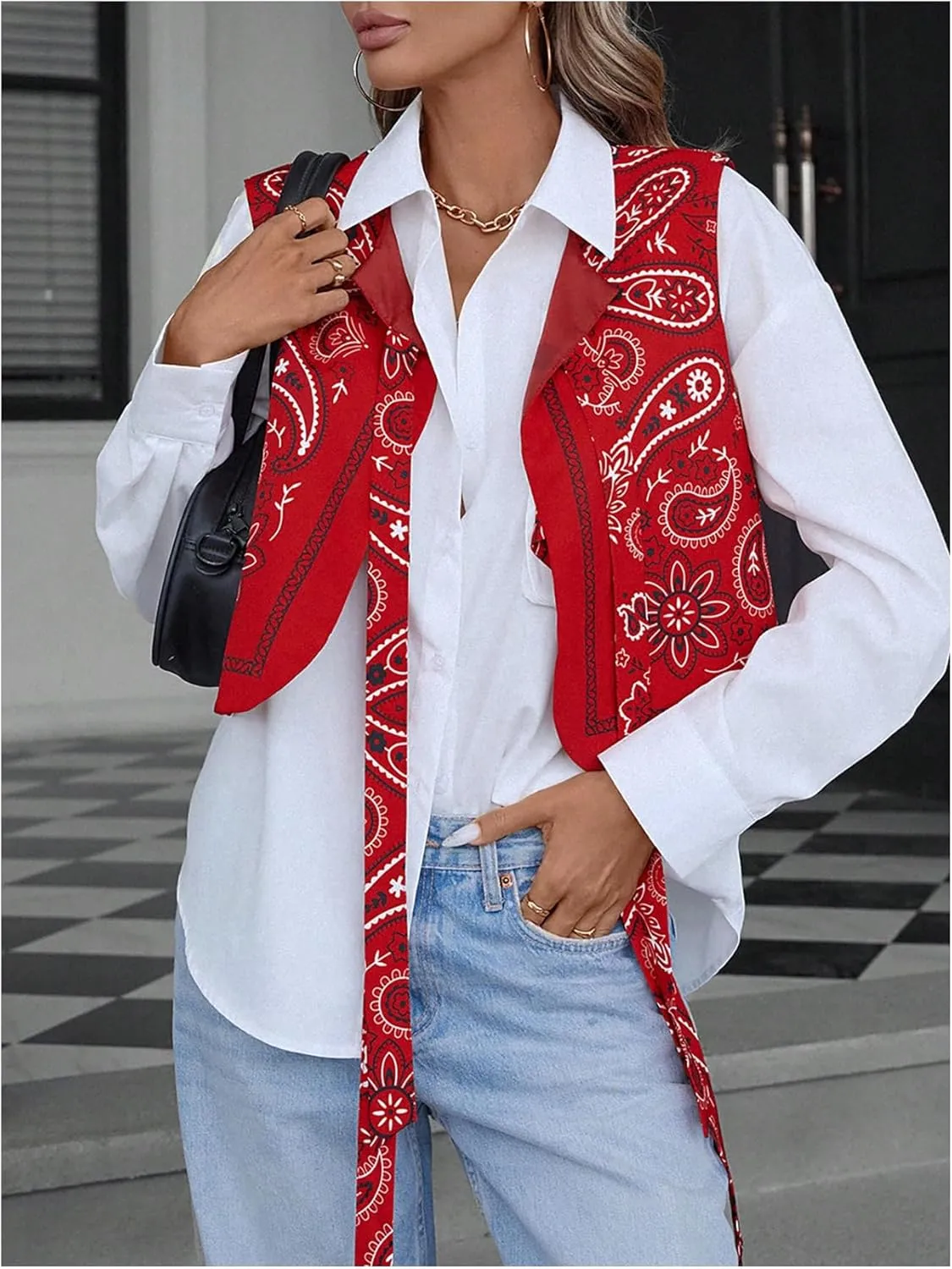 MakeMeChic Women's Paisley Print Tie Front Vest Sleeveless Cropped Boho Waistcoat Tank Top