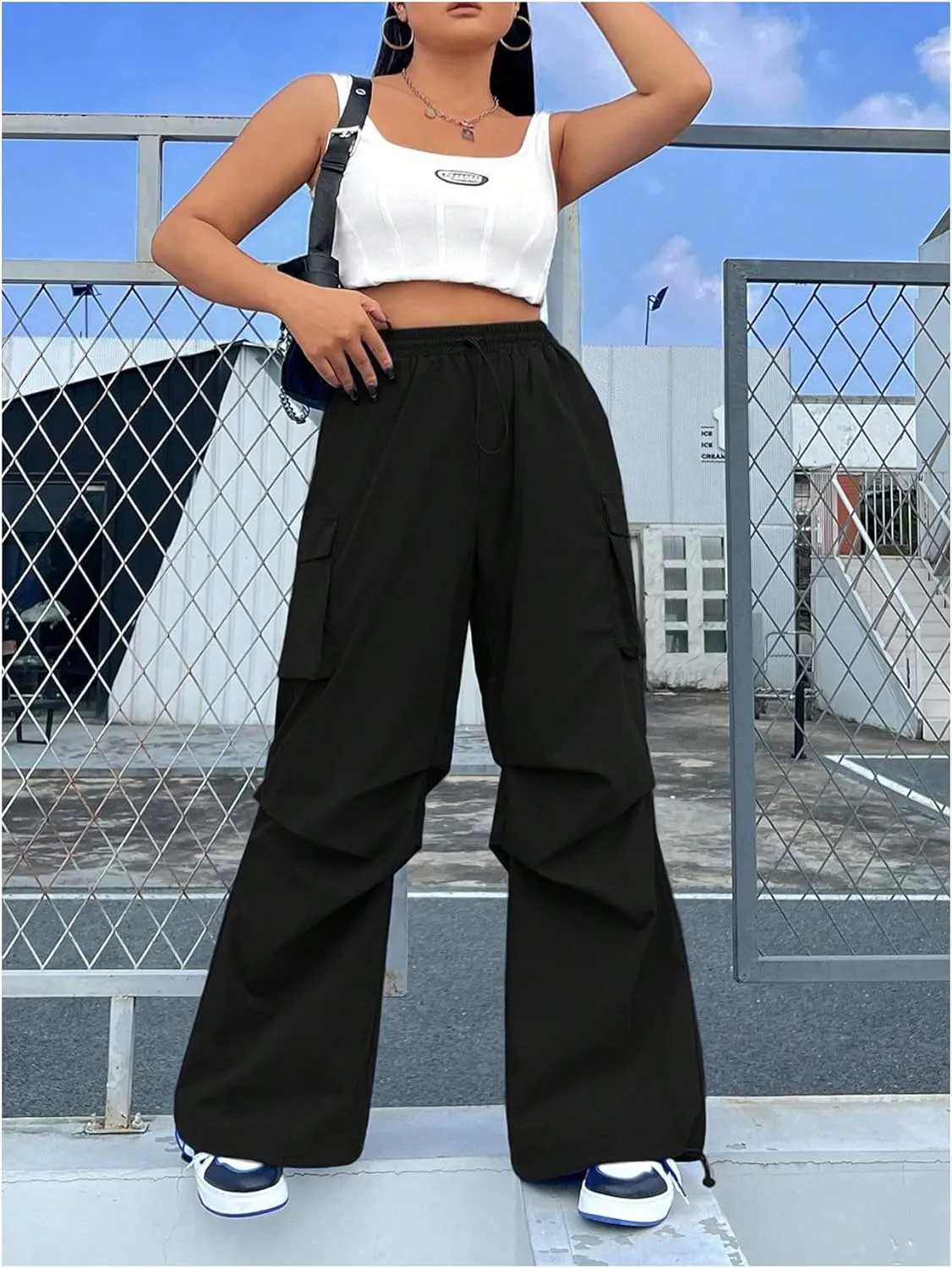 OYOANGLE Women's Plus Size Drawstring Waist Wide Leg Casual Cargo Pants with Pocket