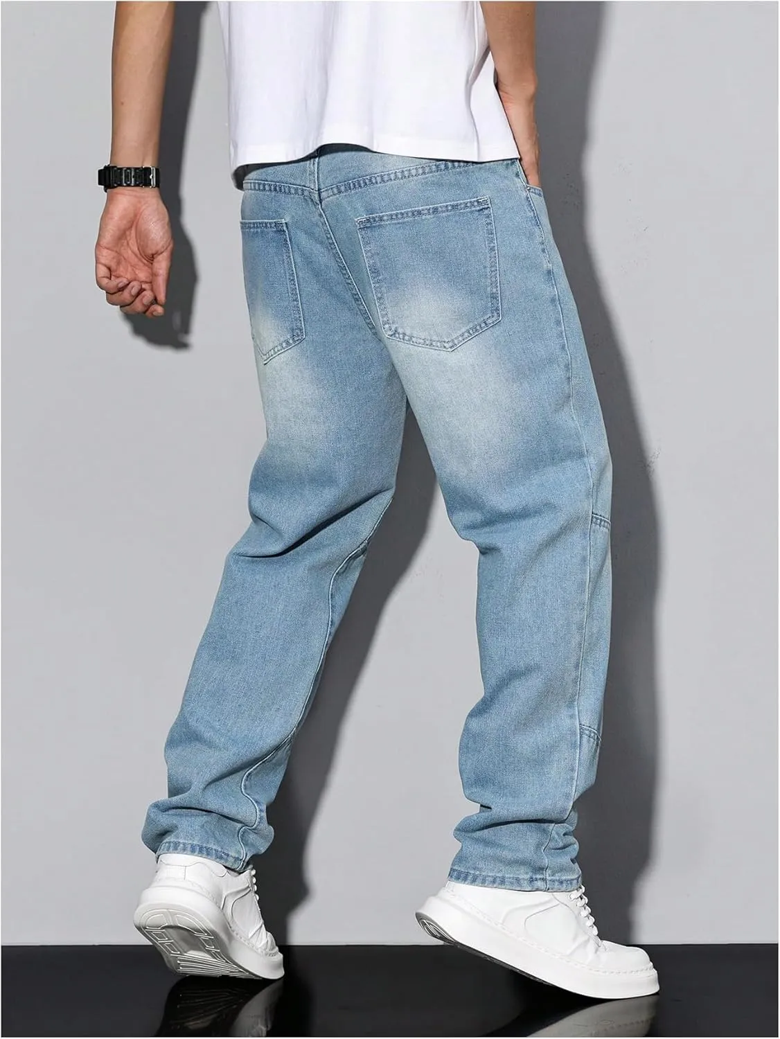 Verdusa Men's Faded Straight Leg Casual Denim Pants Vintage Jeans with Pockets